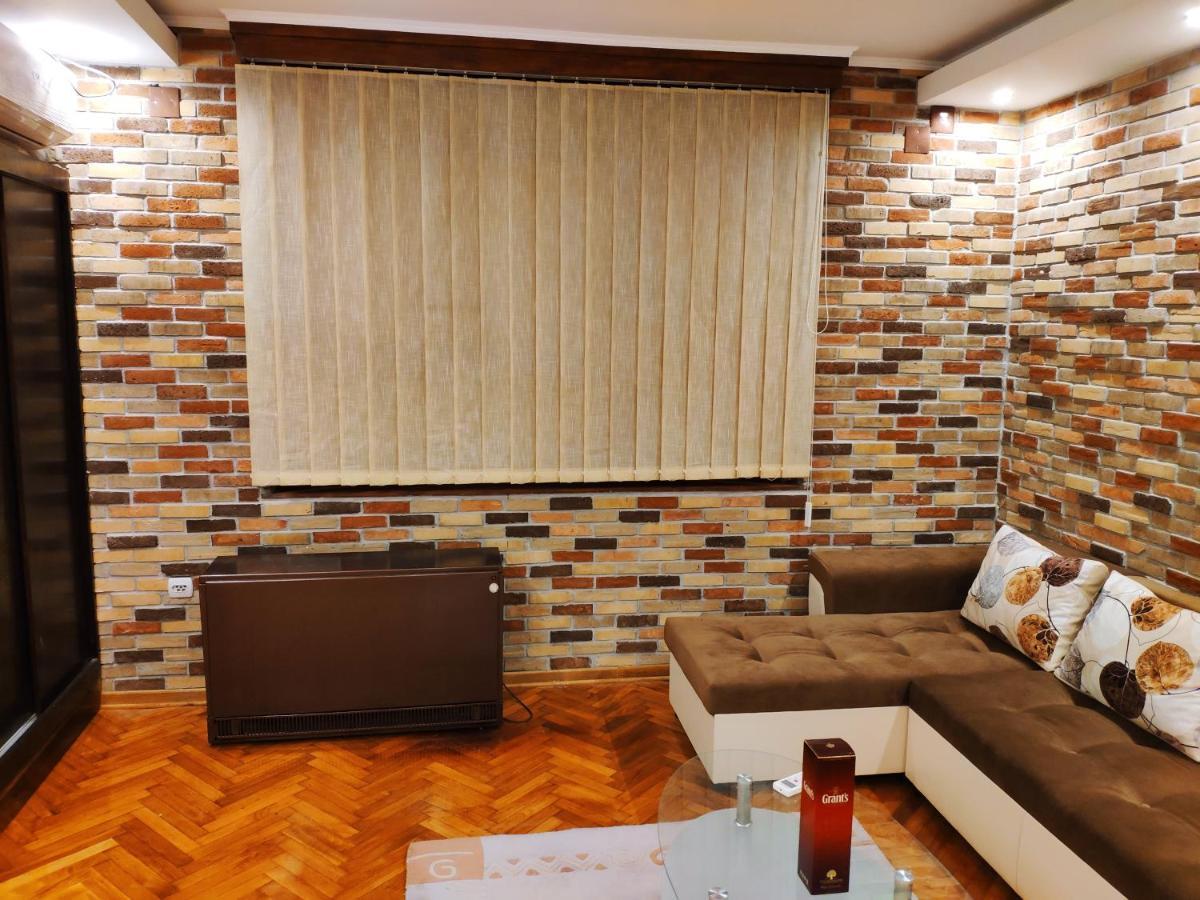V2 With Love - Vintage Modern And Spacious Beograd Bagian luar foto
