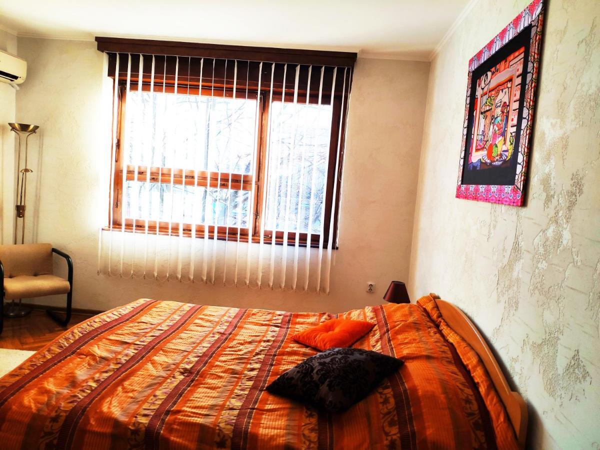 V2 With Love - Vintage Modern And Spacious Beograd Bagian luar foto